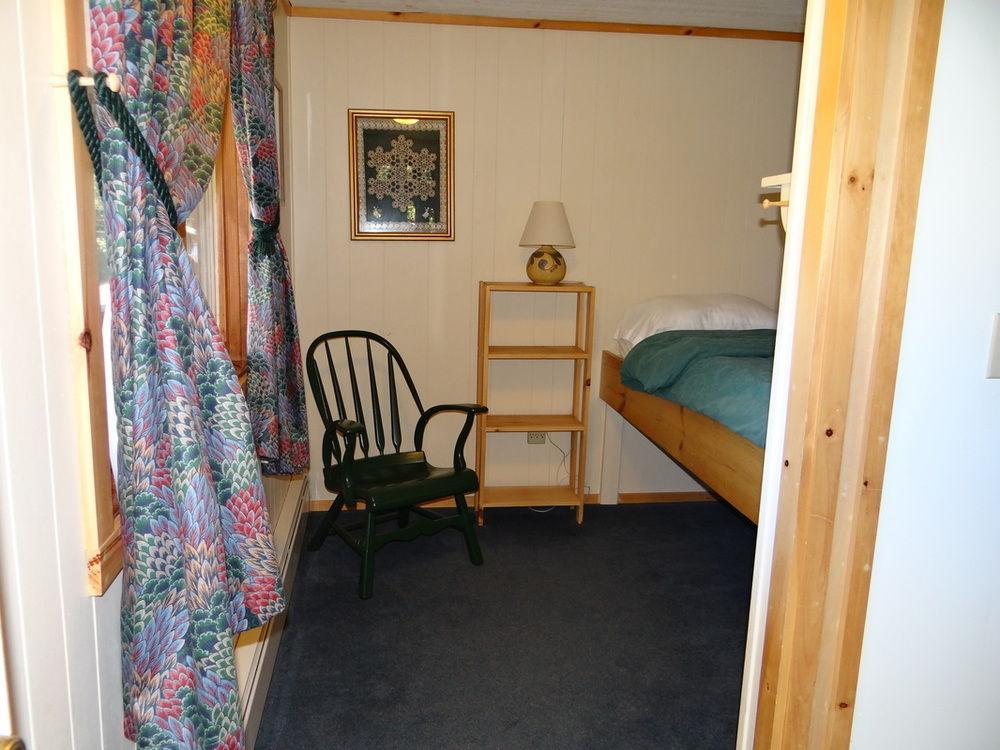 Blue Gentian Lodge At Magic Mountain Londonderry Екстериор снимка
