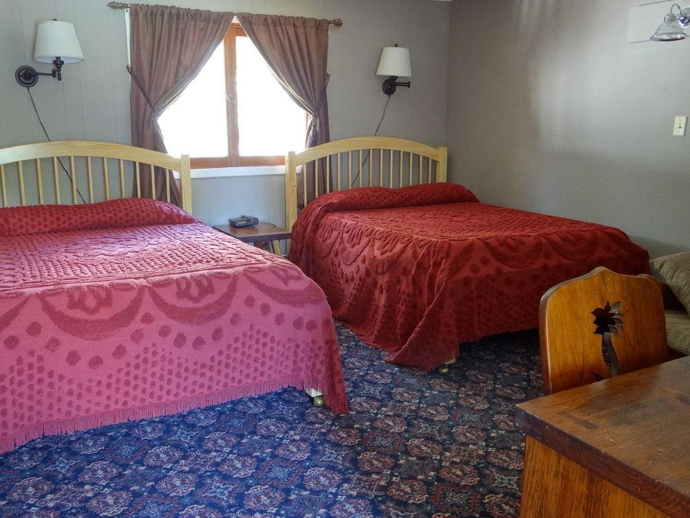 Blue Gentian Lodge At Magic Mountain Londonderry Екстериор снимка